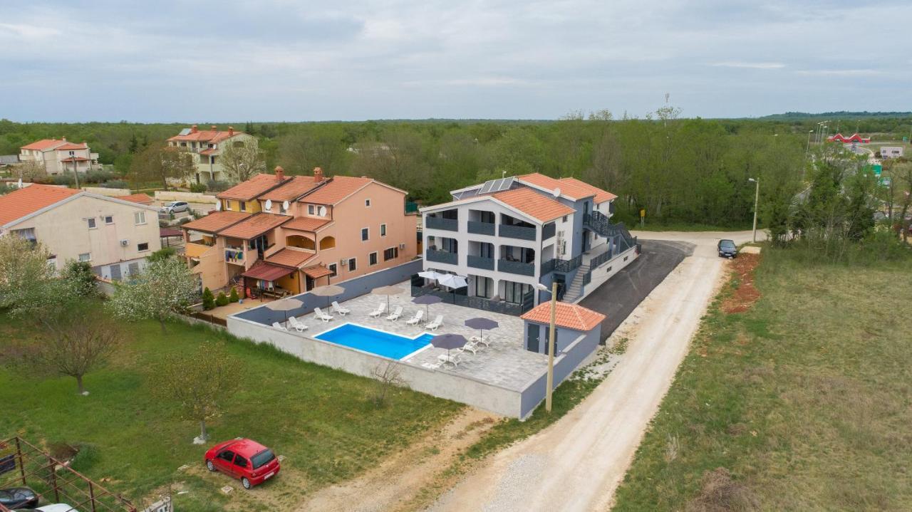Apartmani Natalija1 Porec Esterno foto